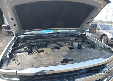 2016 Chevrolet Silverado 1500 1Lt из США, поврежденный, VIN 3GCUKREC4GG310192